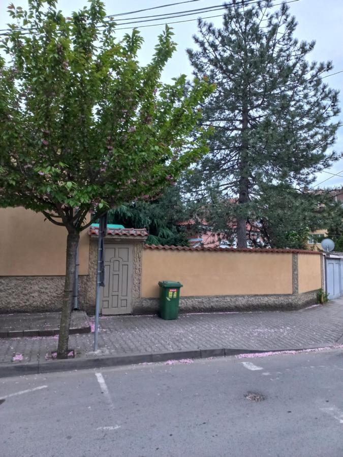 Къща За Гости -Хт Svilengrad Exteriör bild